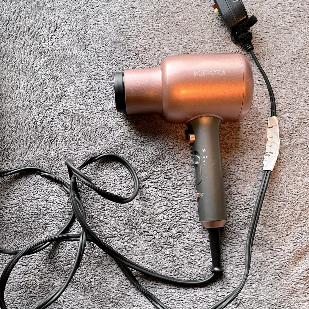Kipozi Hair Dryer